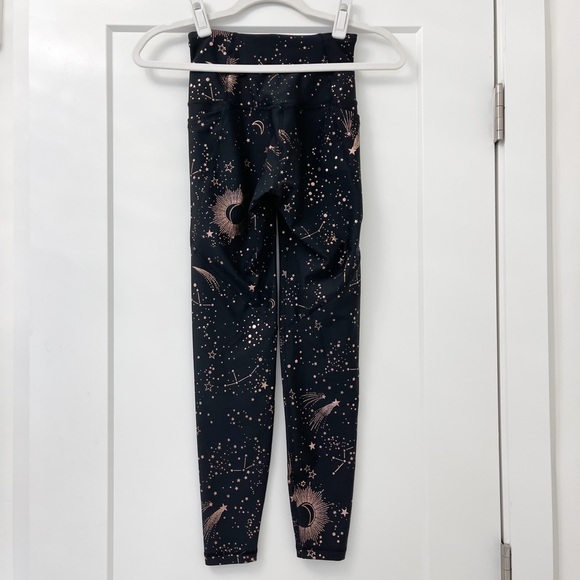 Old Navy Activewear Set - Picture 4 of 7